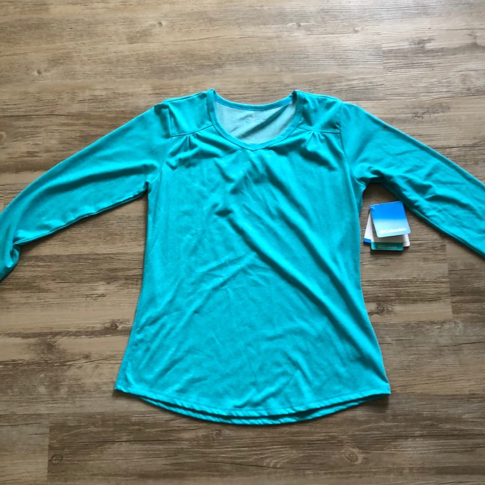 Columbia Women’s long sleeve tee